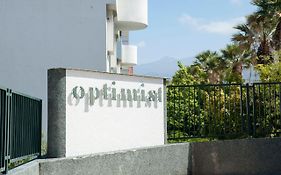 Optimist Deluxe